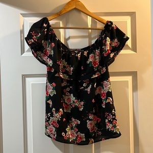 Floral strapless top